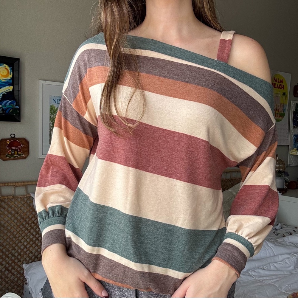 BKE Multicolor Off-Shoulder Sweater
